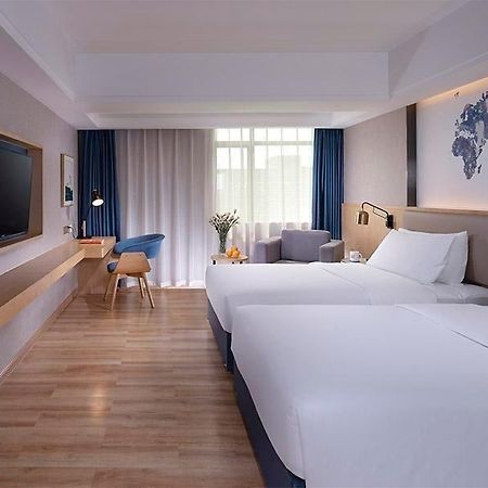 Kyriad Marvelous Hotel Dongguan Changan Light Rail Station Ngoại thất bức ảnh