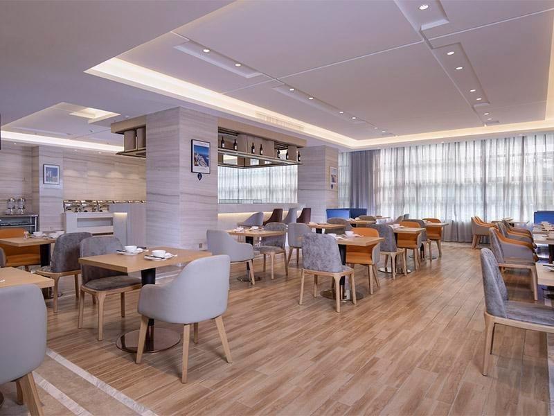 Kyriad Marvelous Hotel Dongguan Changan Light Rail Station Ngoại thất bức ảnh
